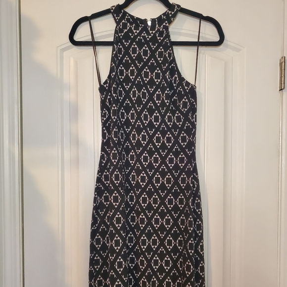 HALTER FRINGE DRESS - Picture 2 of 8